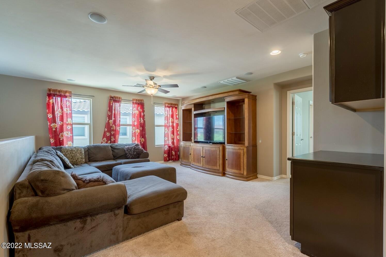 Interstate 10 and Kolb Road - Residential
