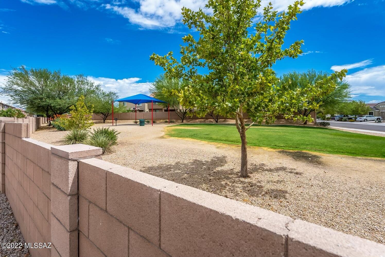 Interstate 10 and Kolb Road - Residential
