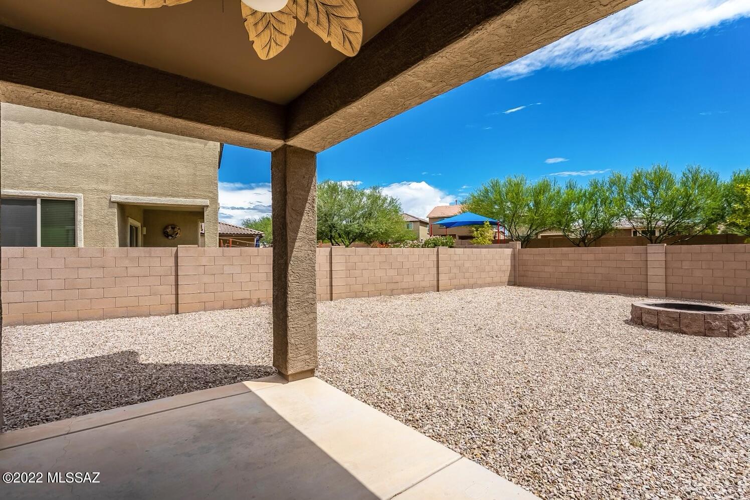 Interstate 10 and Kolb Road - Residential