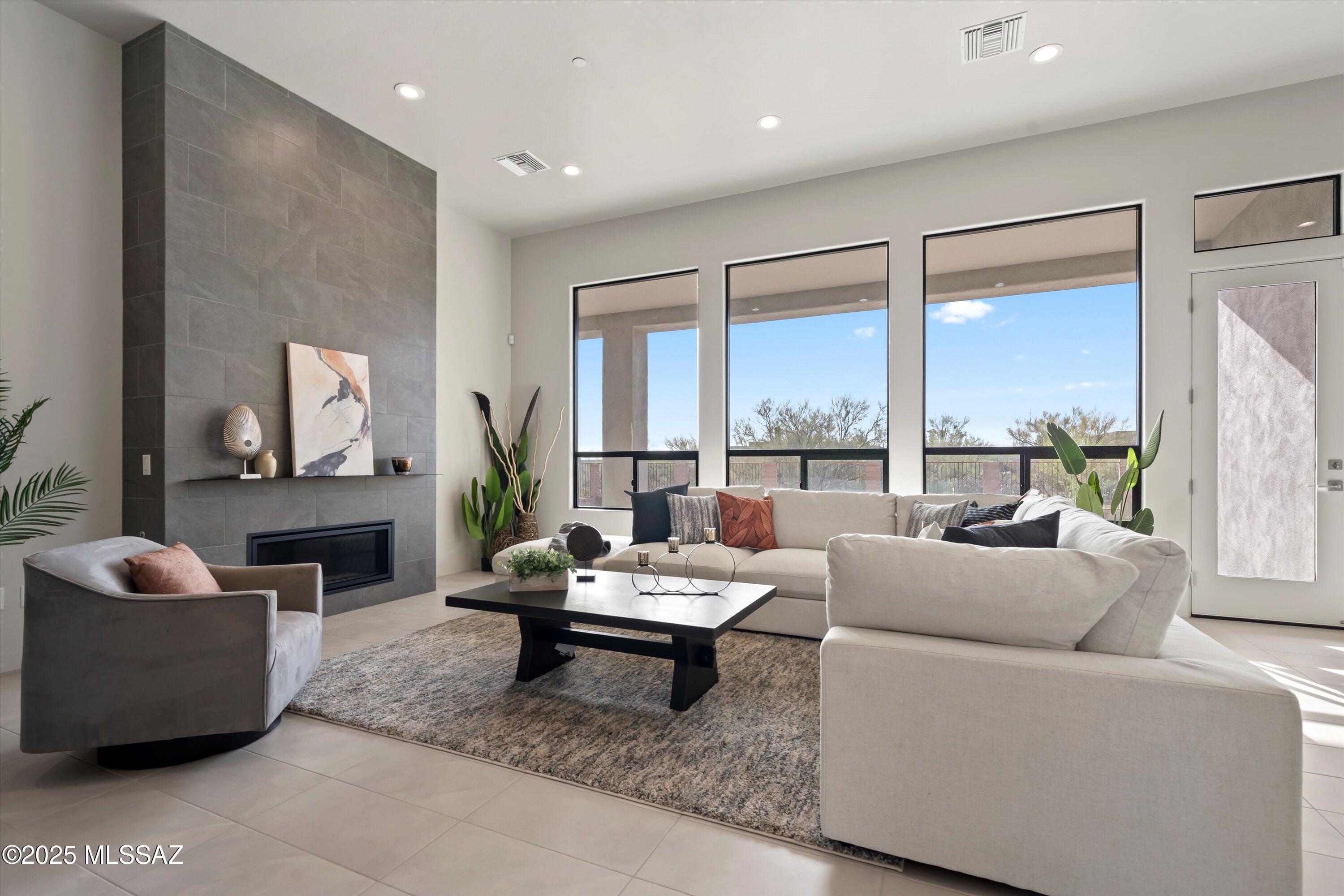 12295 N Lopez Wells Lane