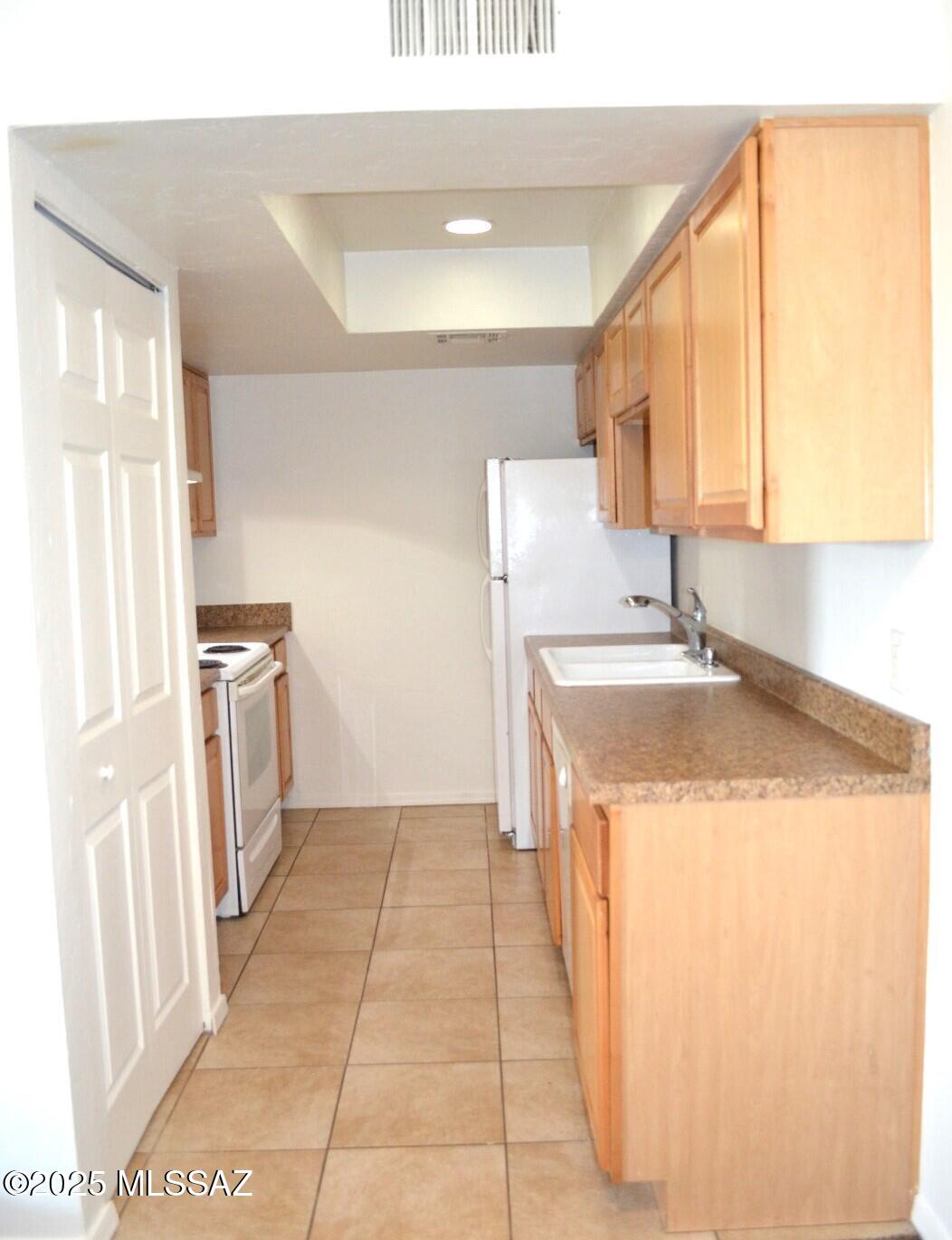 455 W Kelso 236