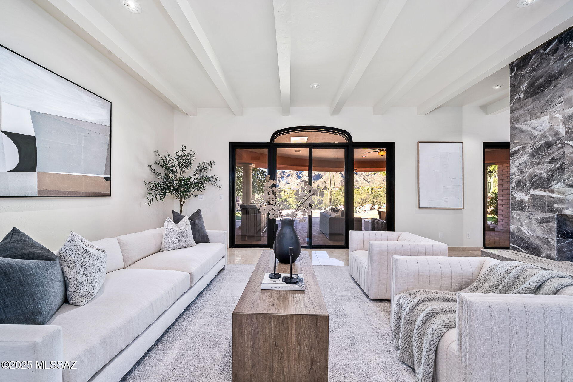 Montanas Ests - Residential