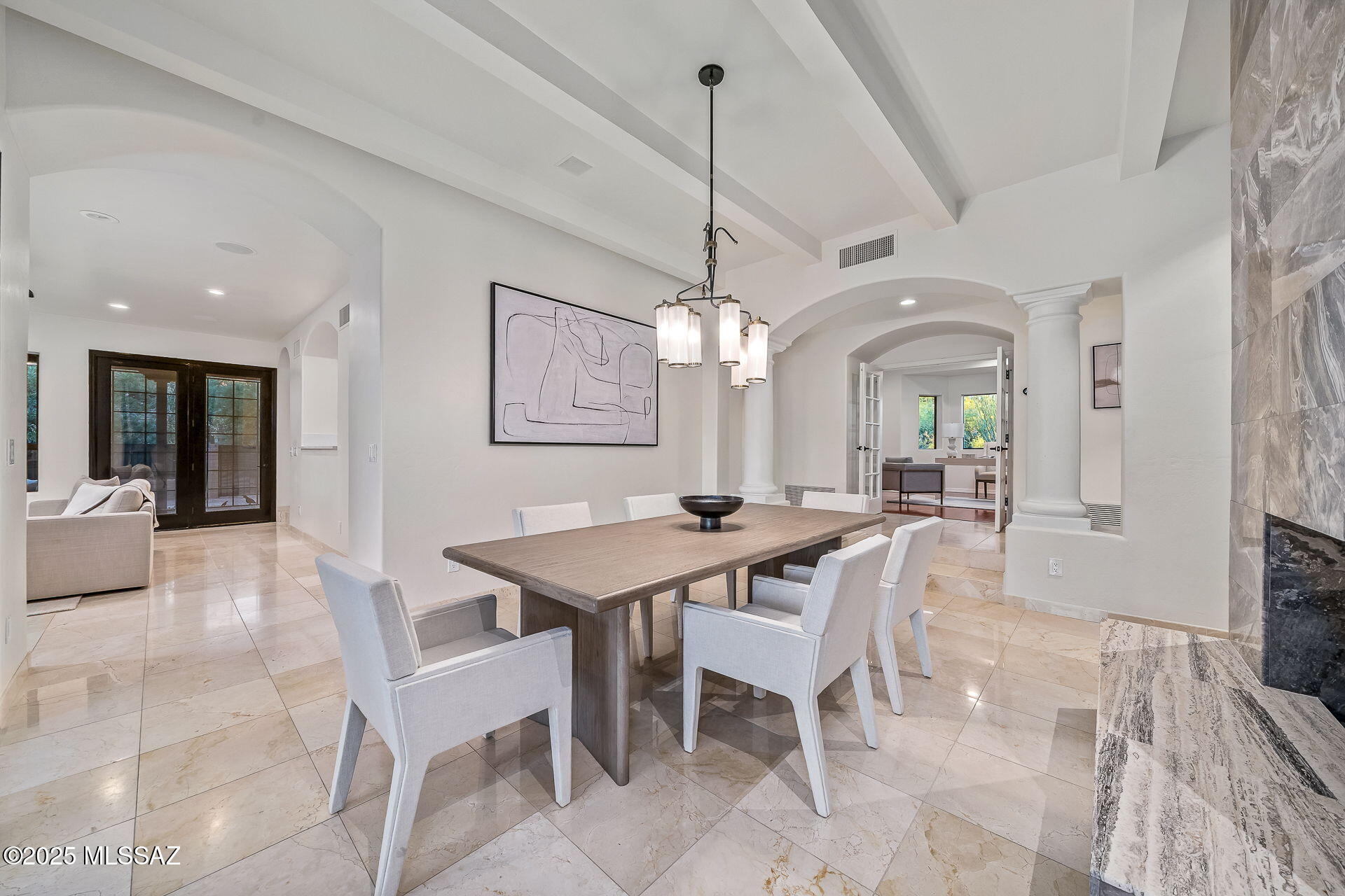 Montanas Ests - Residential