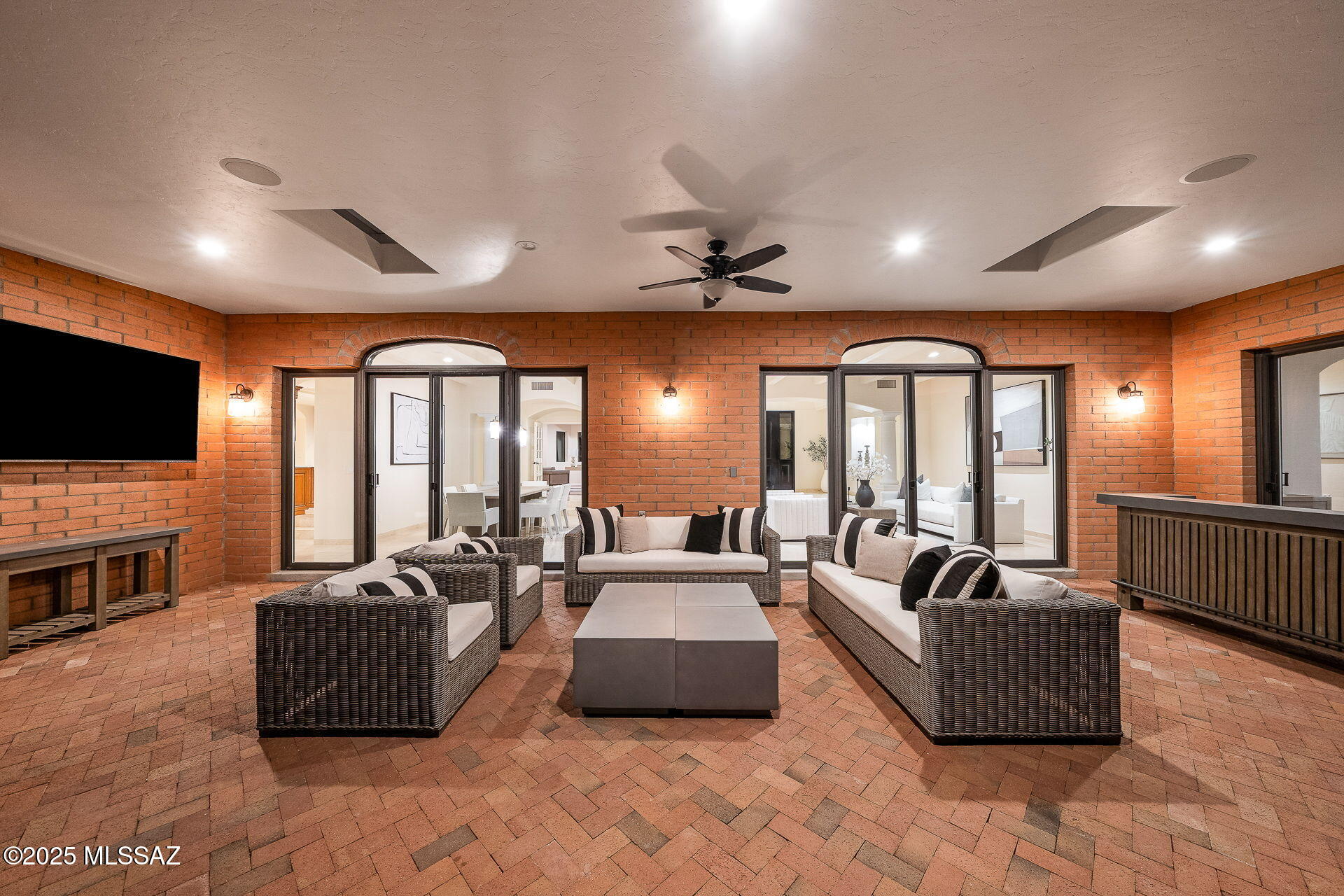Montanas Ests - Residential
