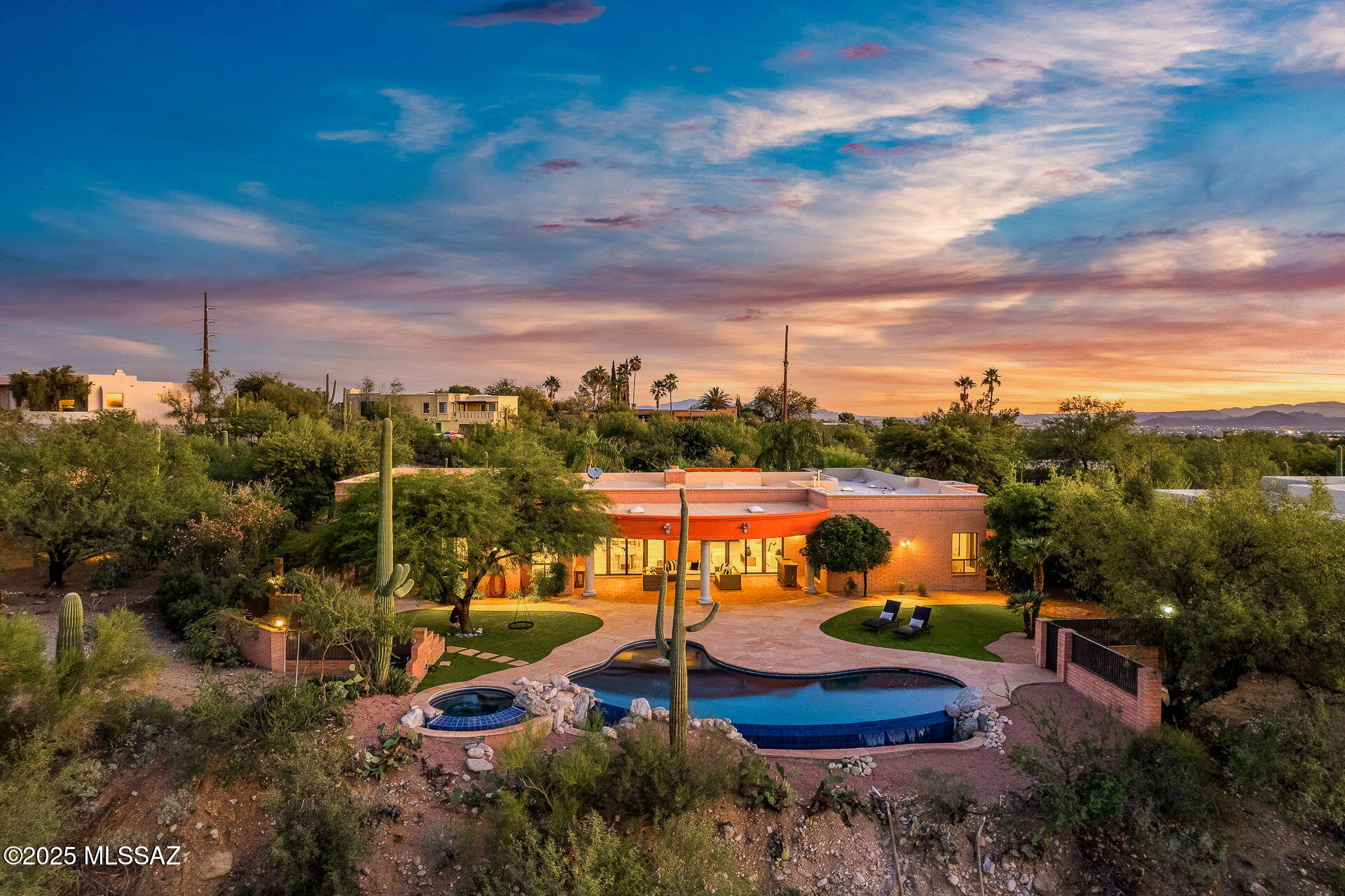 Montanas Ests - Residential