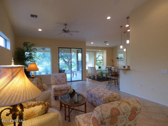 Las Campanas Villiage Phase II (112-219) - Residential