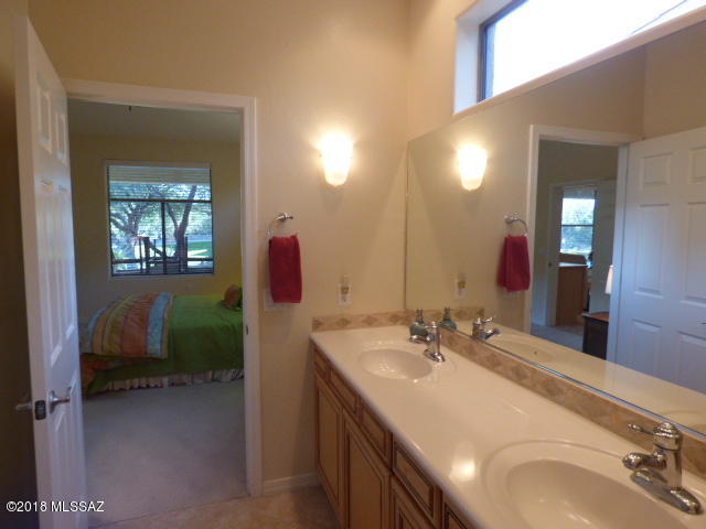 Las Campanas Villiage Phase II (112-219) - Residential