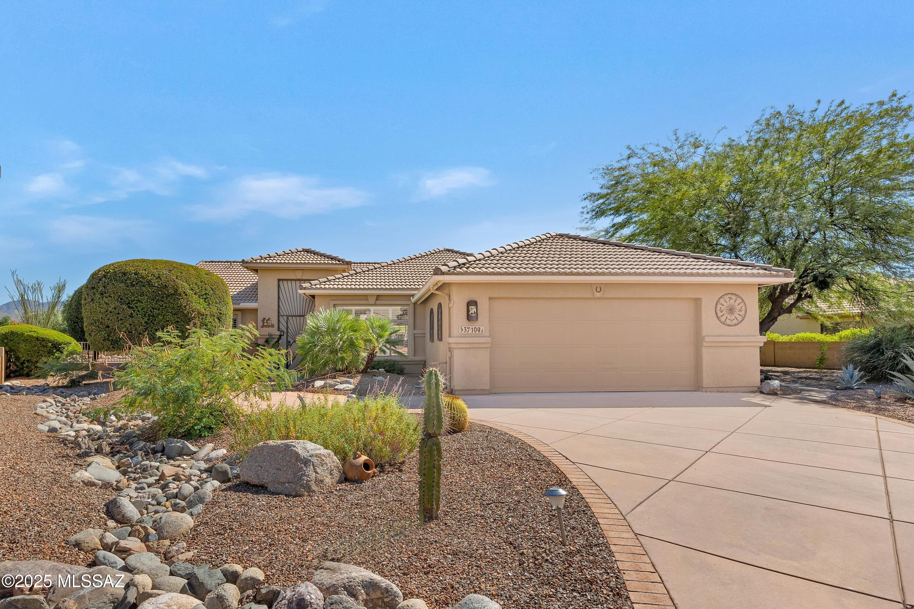 37109 S Hill Side Dr