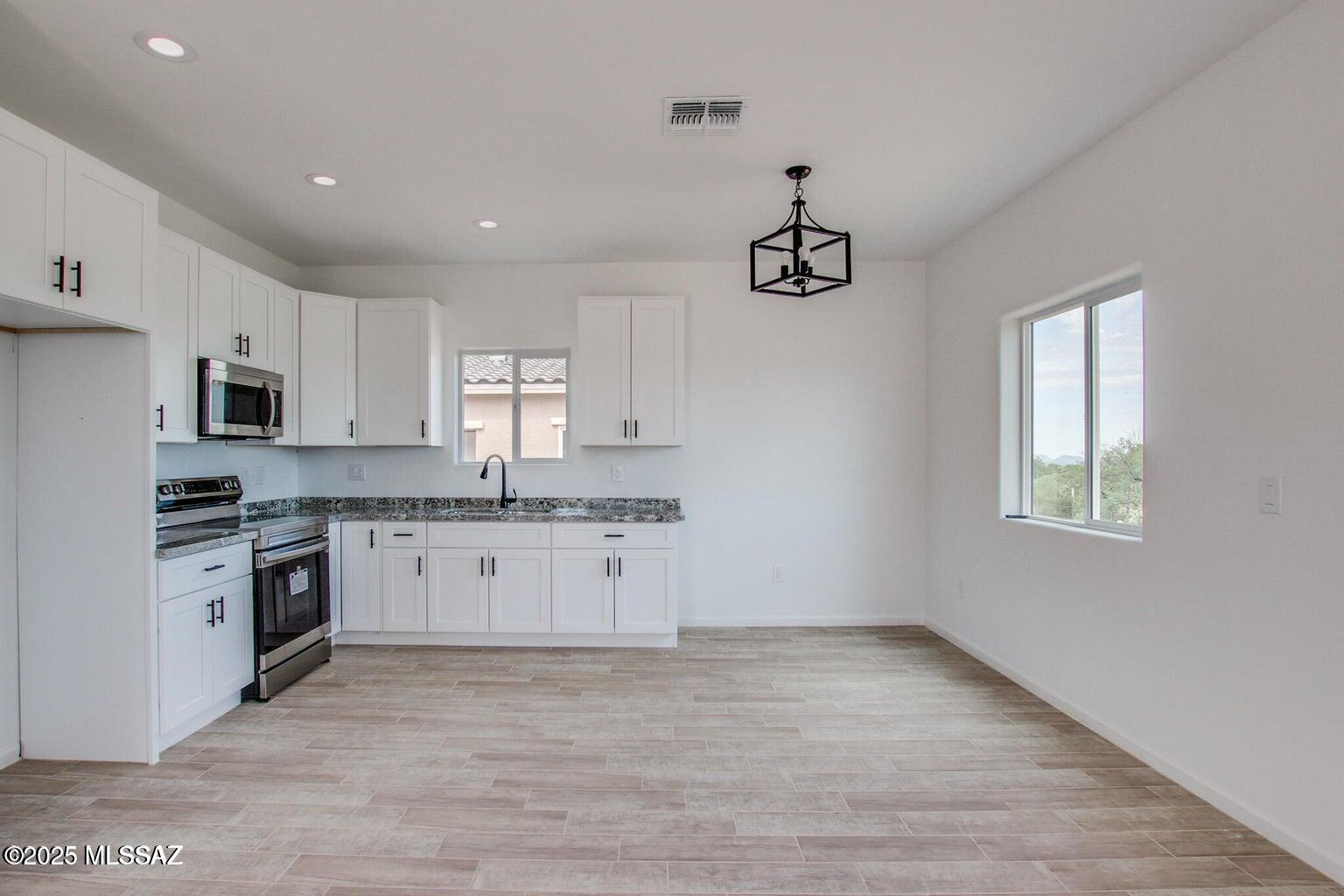 Craycroft Addition Resub. - Residential Income