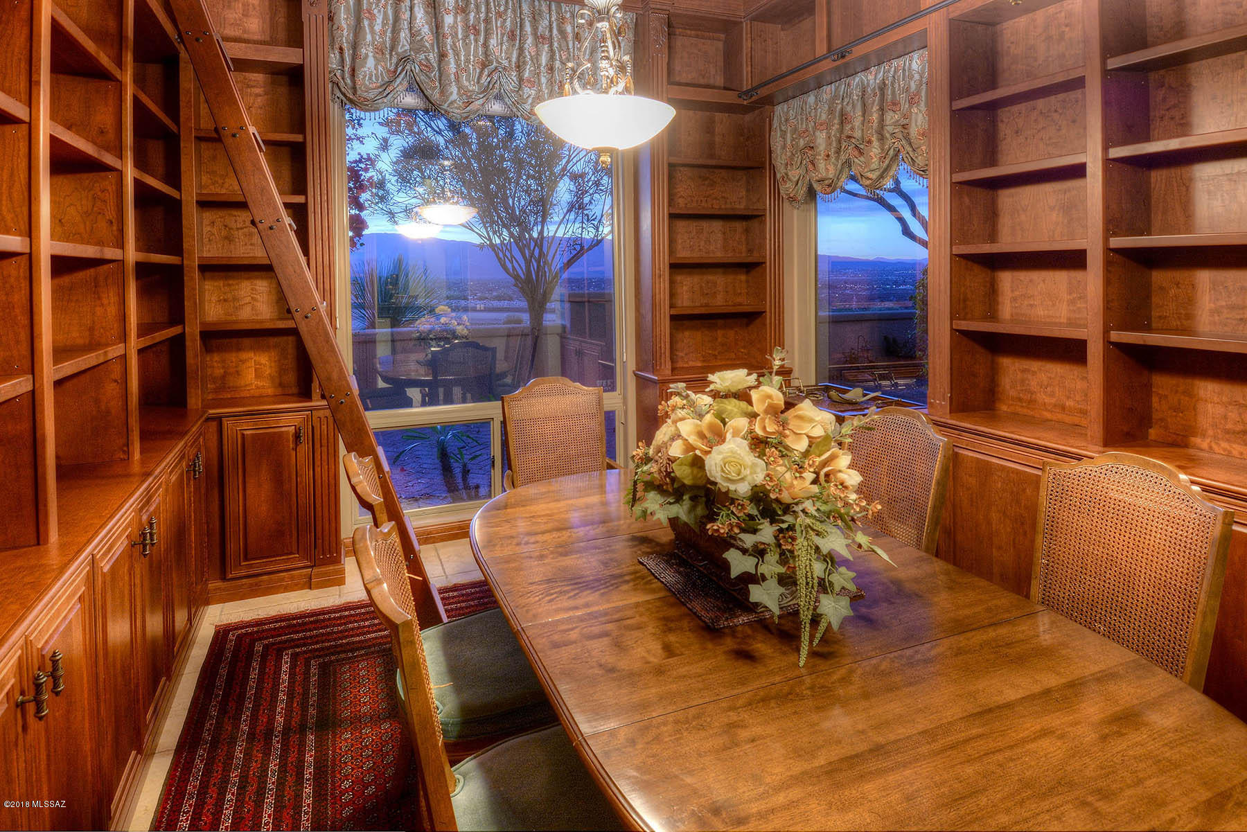 Sabino Mountain (1-290) - Residential