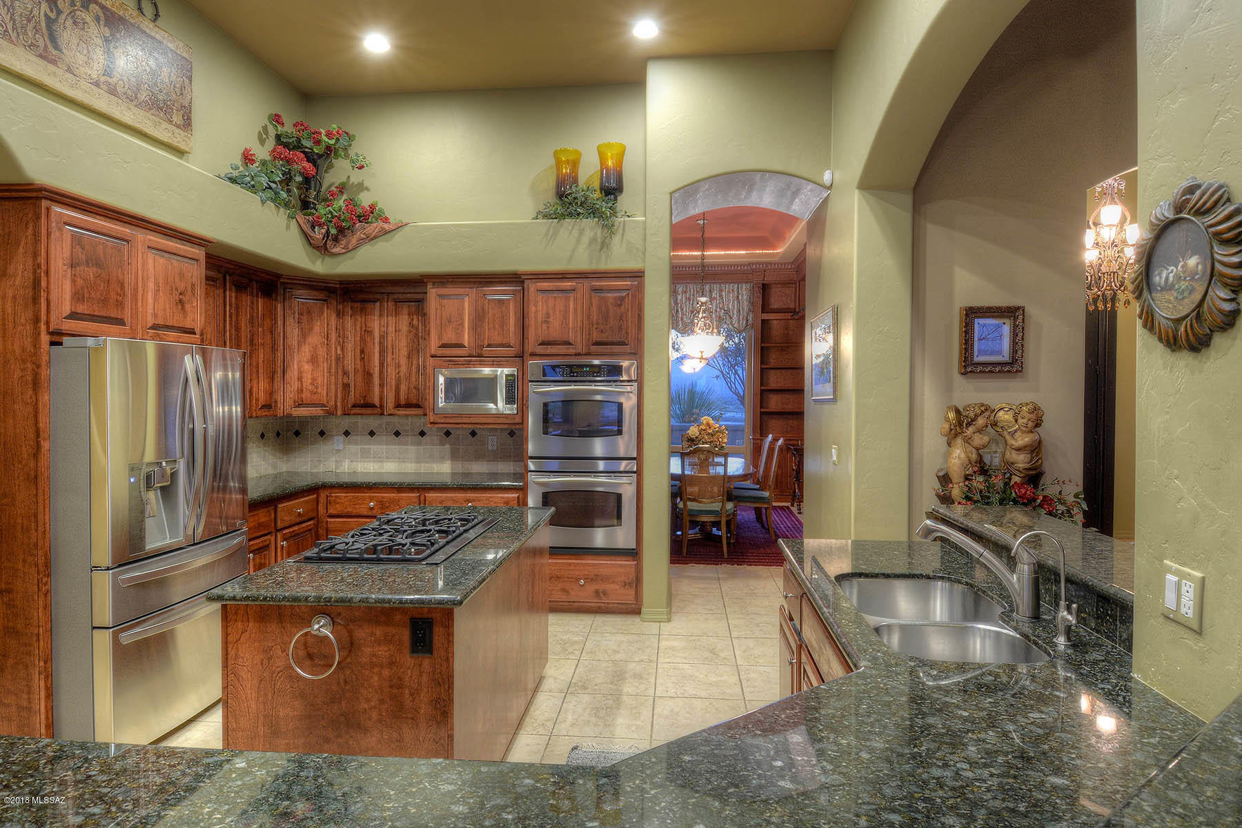 Sabino Mountain (1-290) - Residential