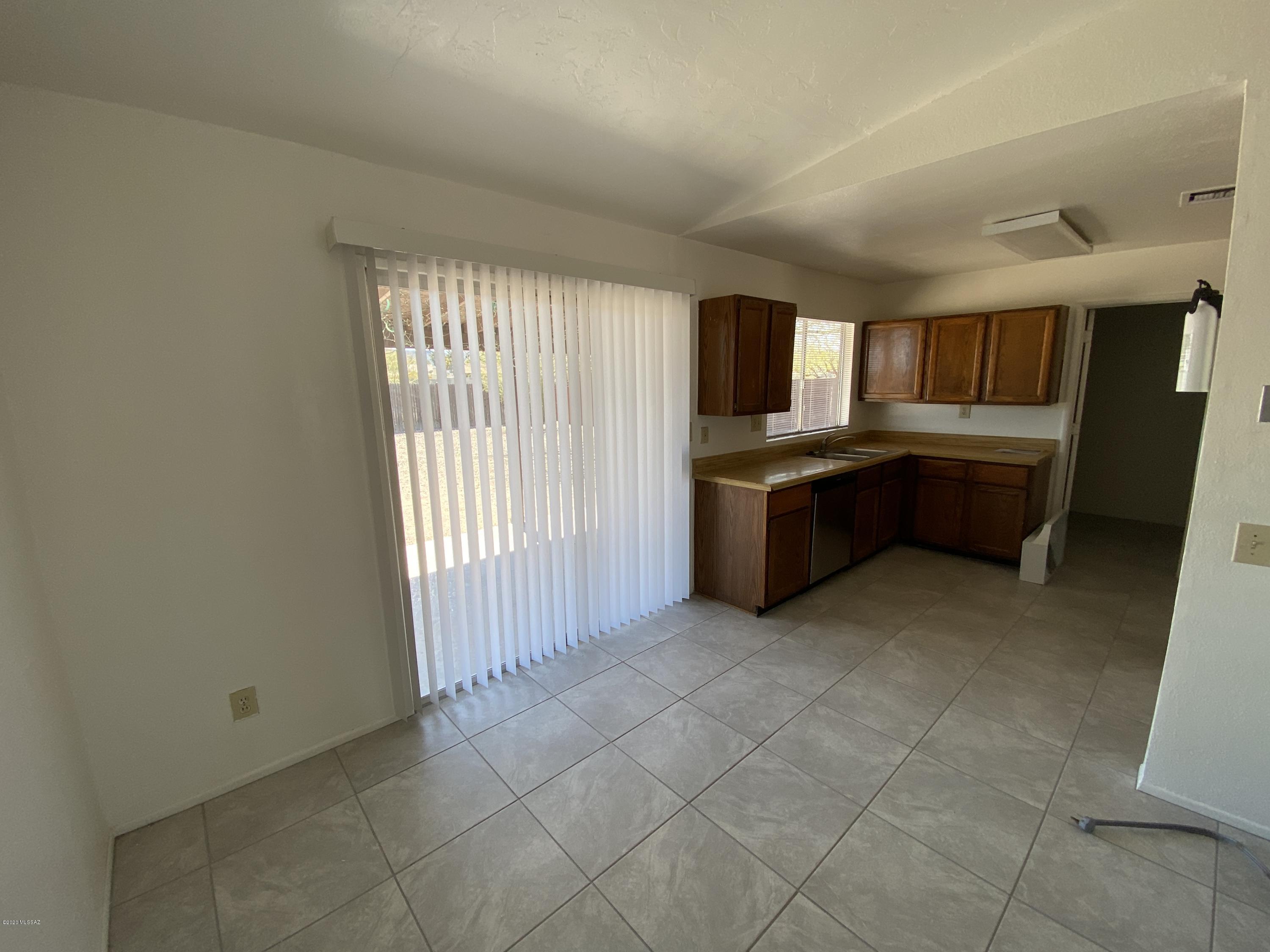 Salida Del Sol IV (1-130) - Residential