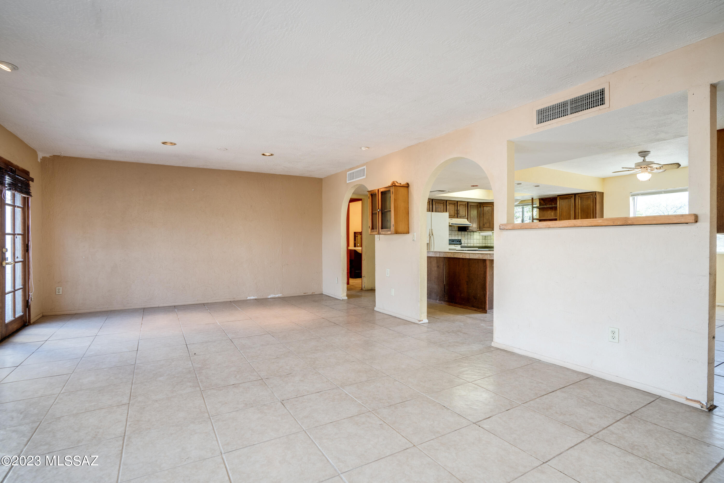 El Leah (1-17) - Residential