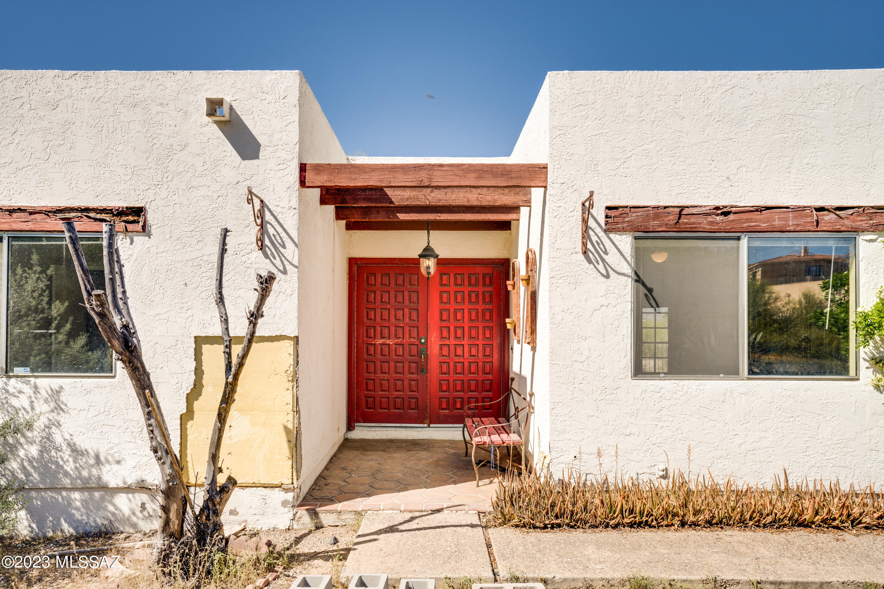 El Leah (1-17) - Residential