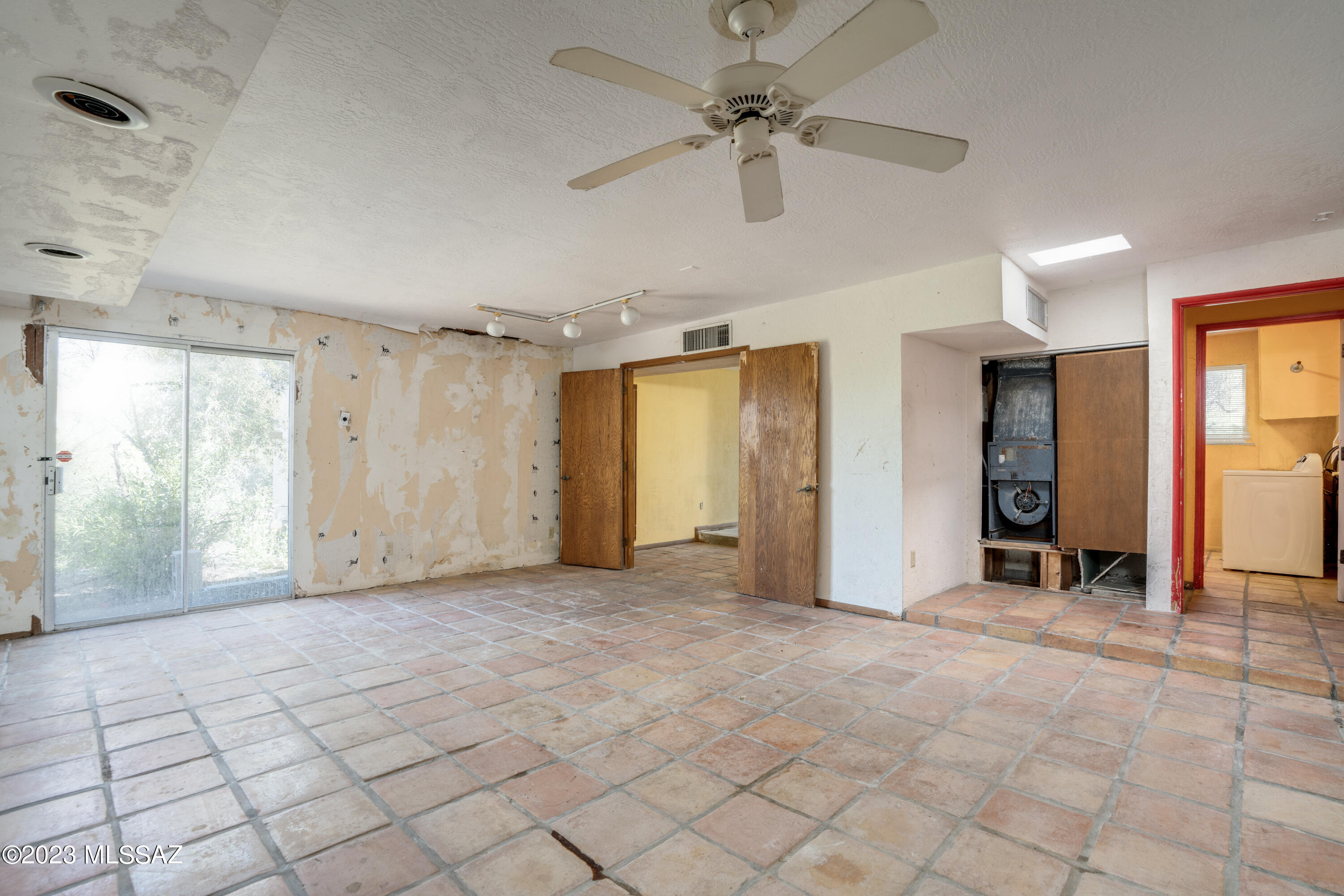 El Leah (1-17) - Residential