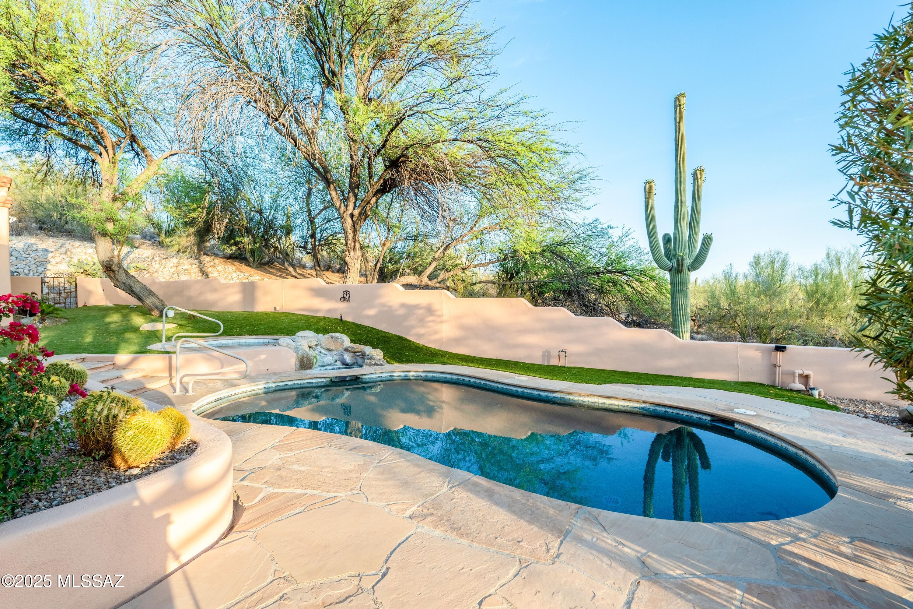 Catalina Foothills Estates NO. 10 (147-153 & 170-178) - Residential