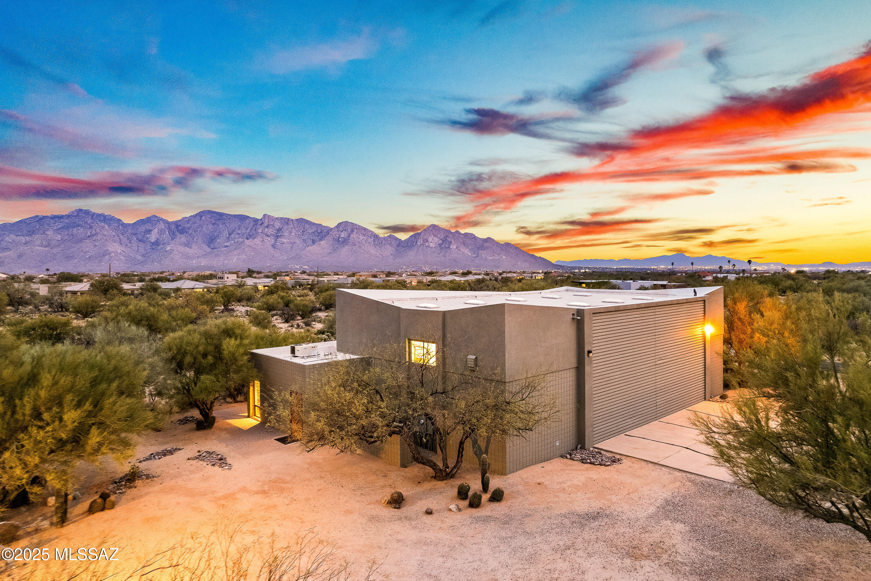 La Cholla Airpark - Residential