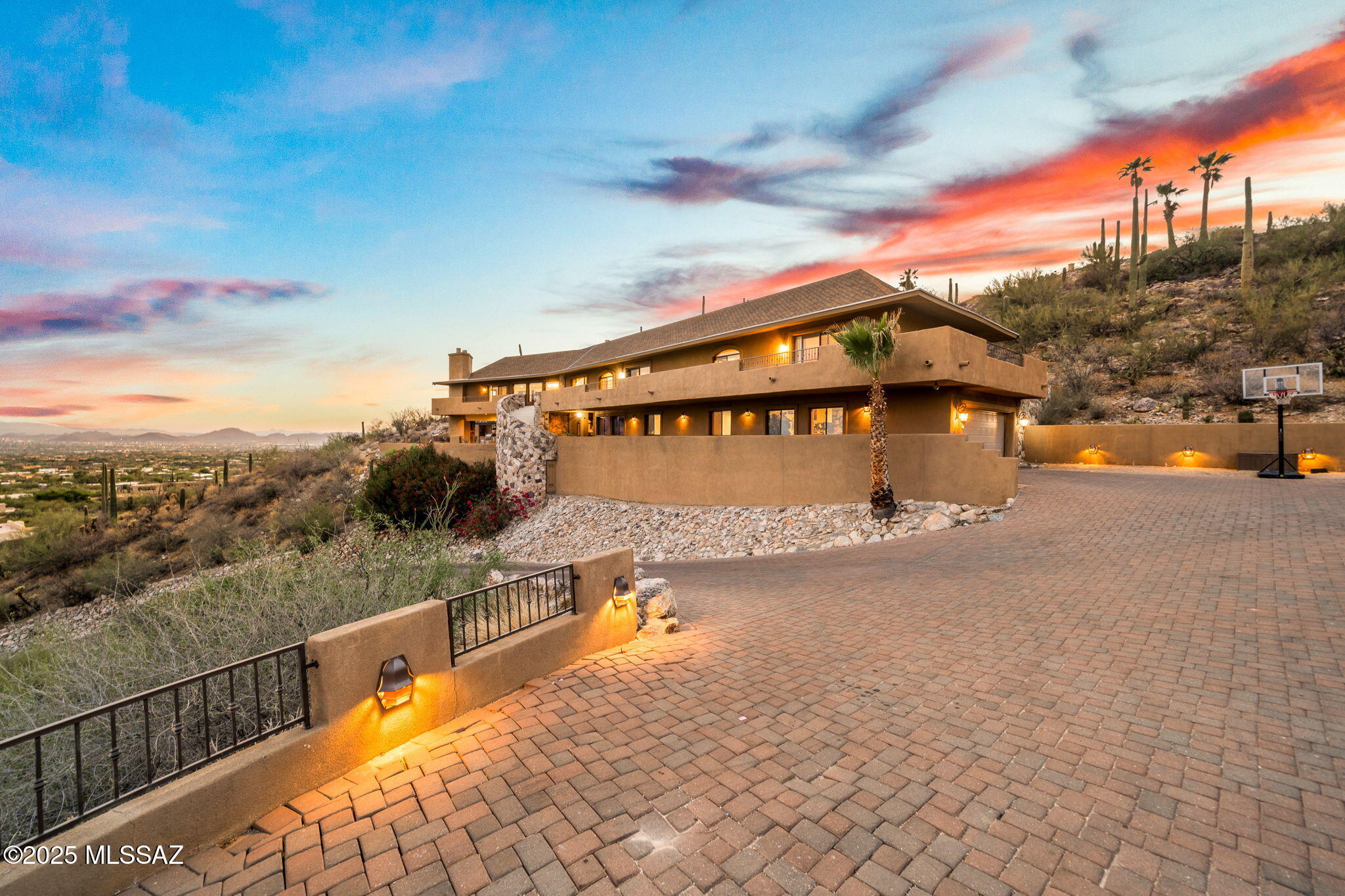 4821 E Winged Foot Drive