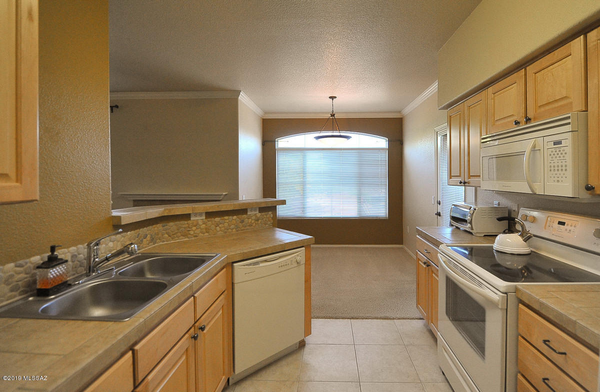 Pinnacle Canyon Condominium - Residential