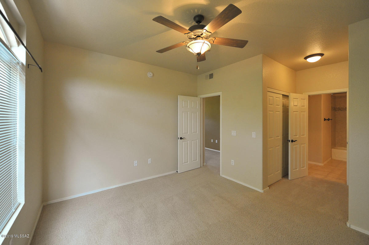 Pinnacle Canyon Condominium - Residential