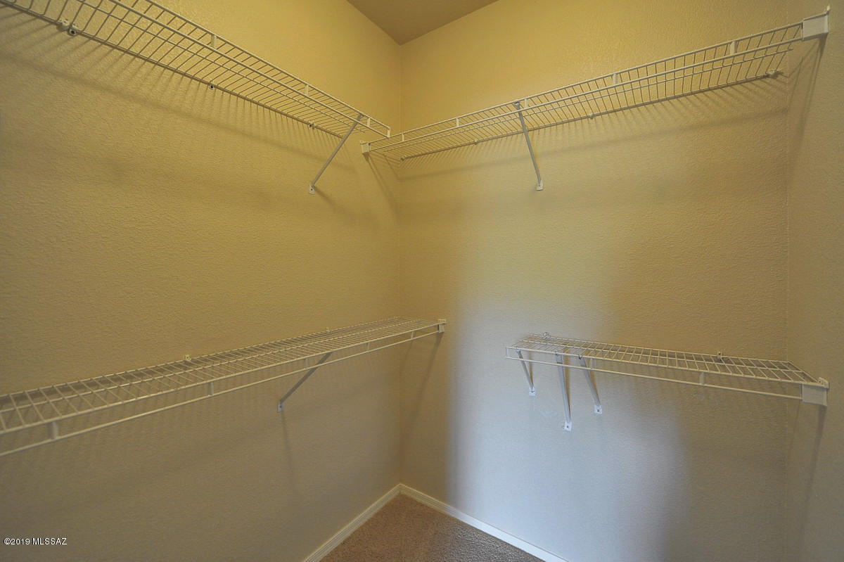 Pinnacle Canyon Condominium - Residential