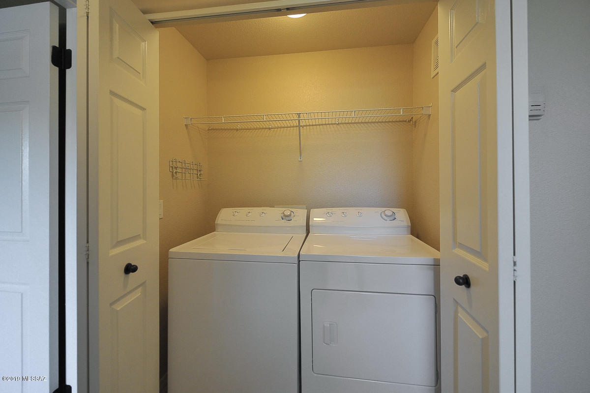Pinnacle Canyon Condominium - Residential