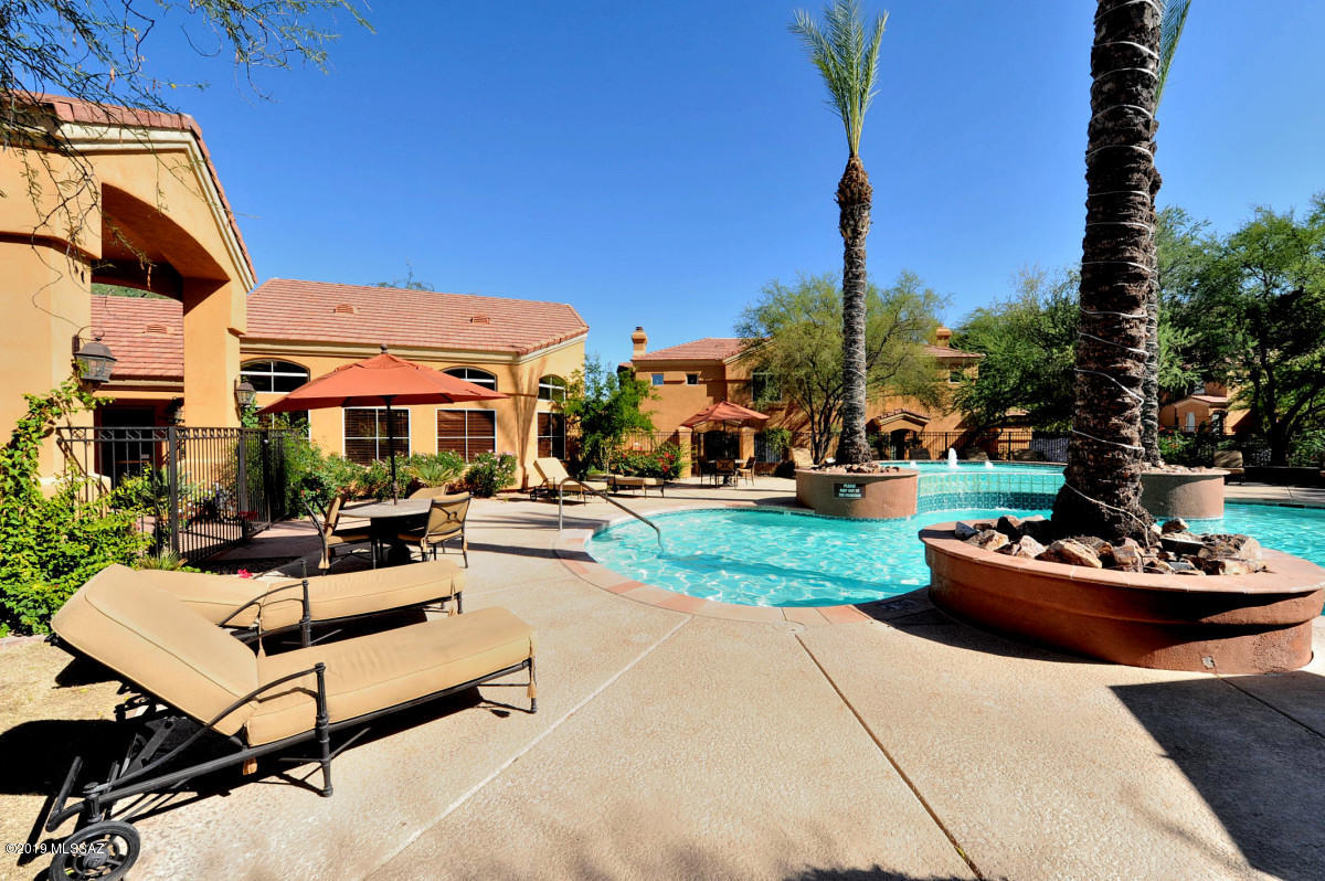 Pinnacle Canyon Condominium - Residential