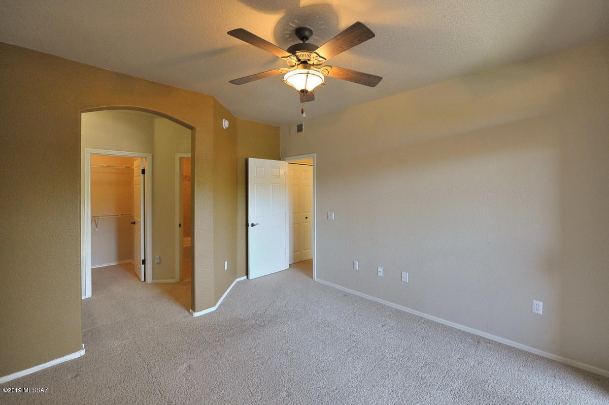 Pinnacle Canyon Condominium - Residential