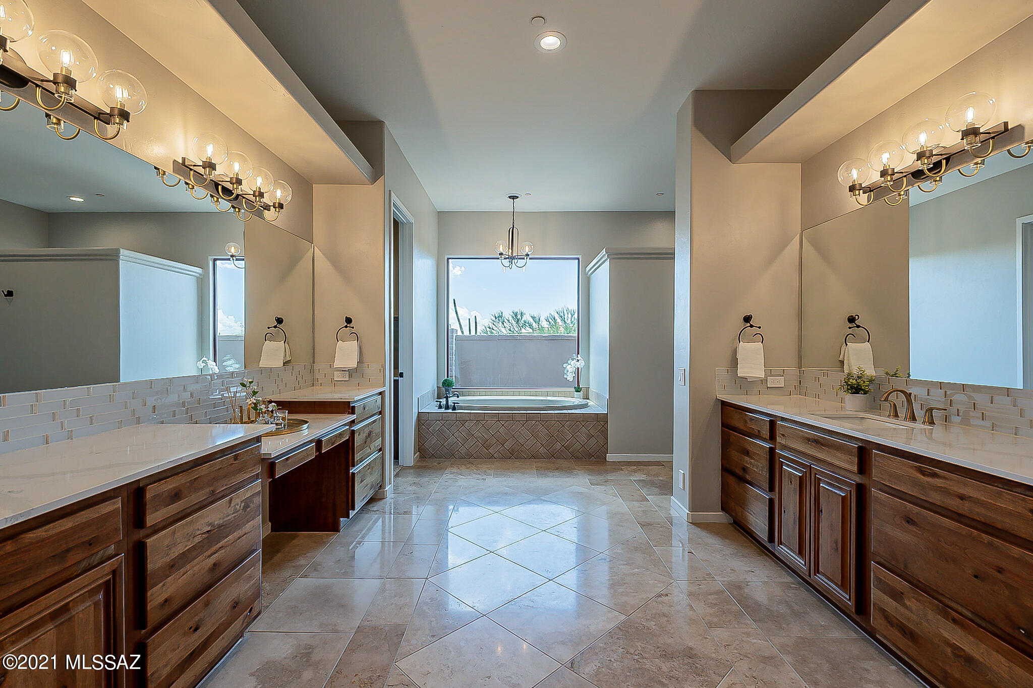 Honey Bee Canyon Estates - Residential