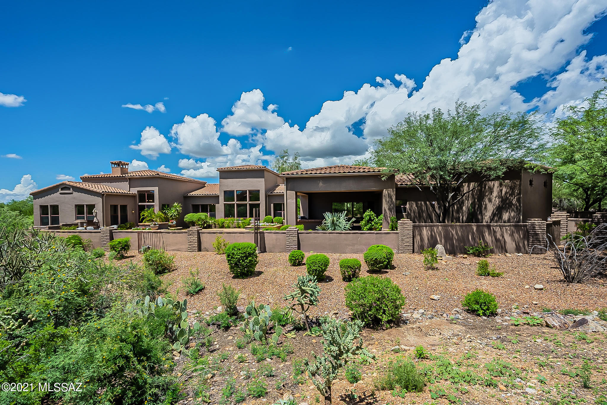 Honey Bee Canyon Estates - Residential