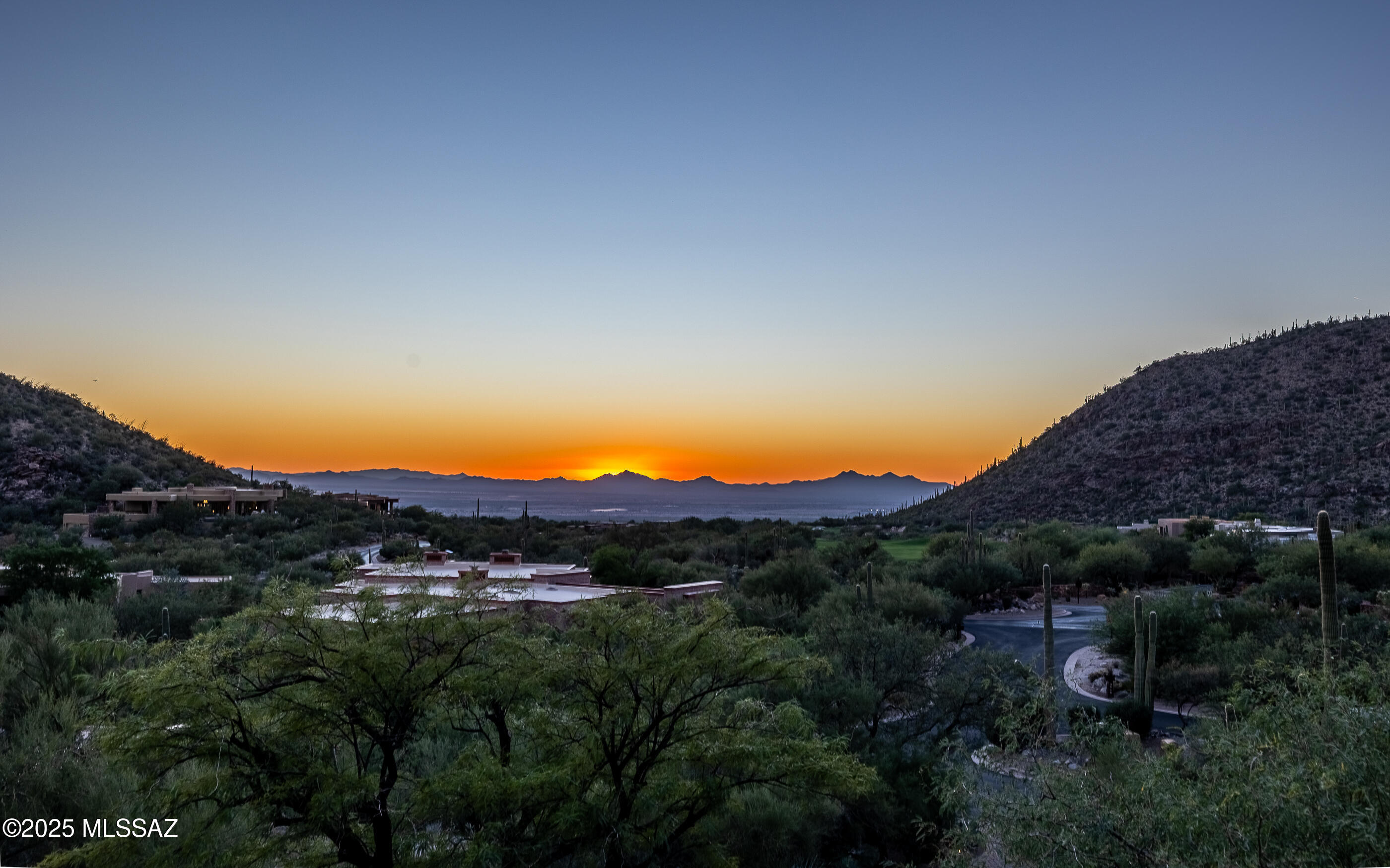 Canyon Pass At Dove Mountain - Residential