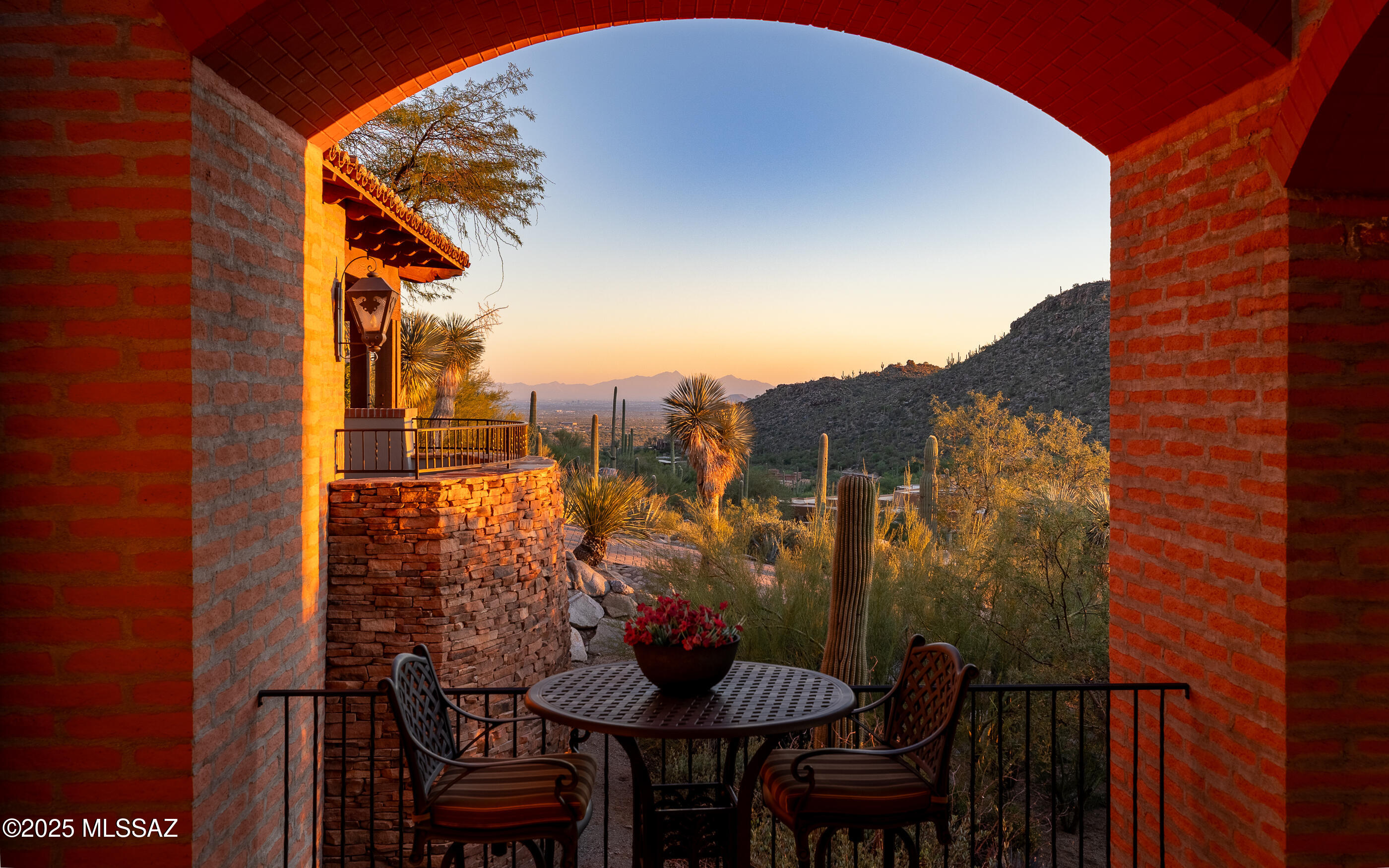 4546 W Dove Canyon Place