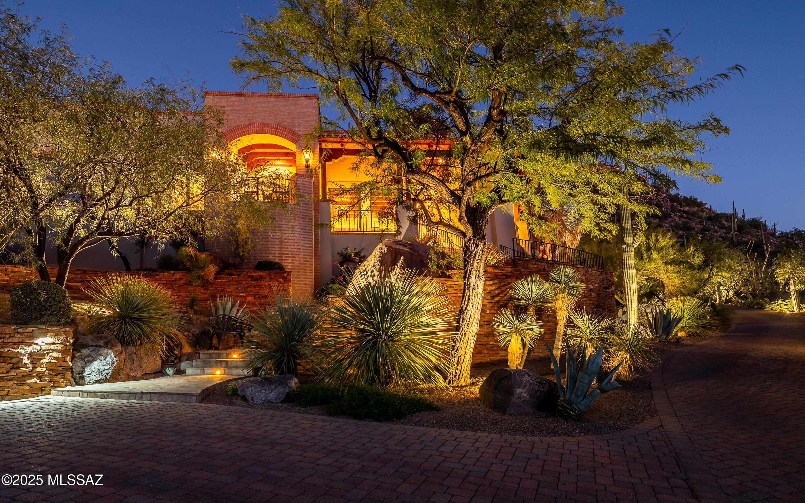 Canyon Pass At Dove Mountain - Residential