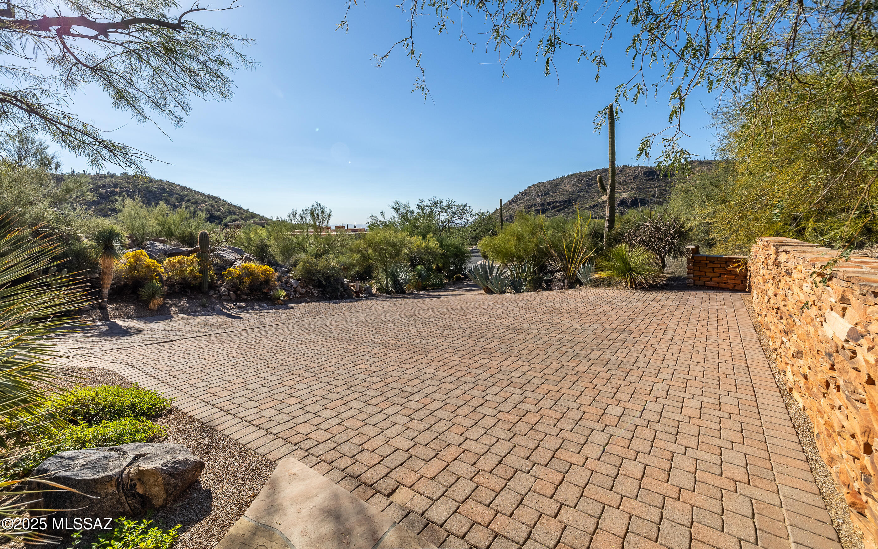 Canyon Pass At Dove Mountain - Residential