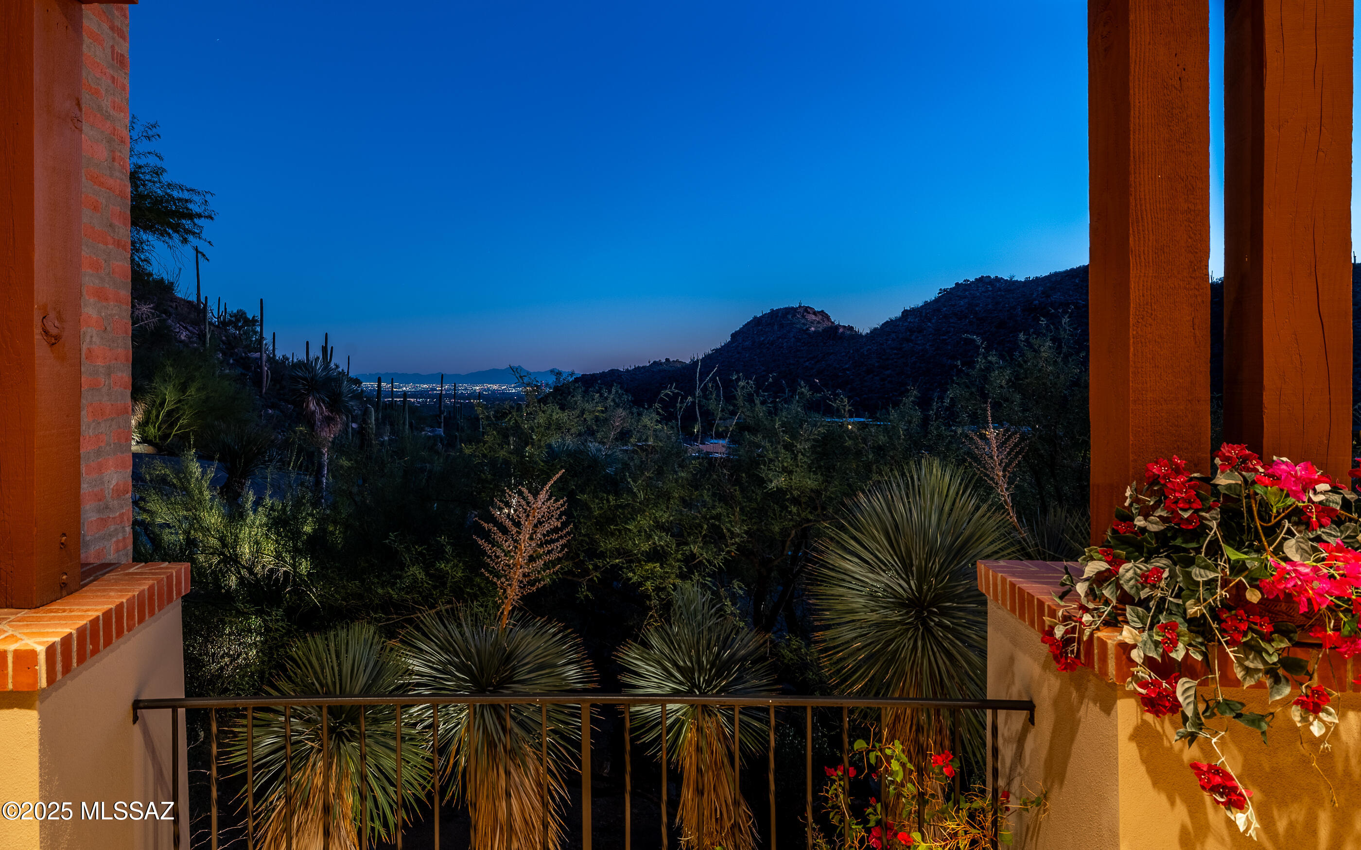Canyon Pass At Dove Mountain - Residential