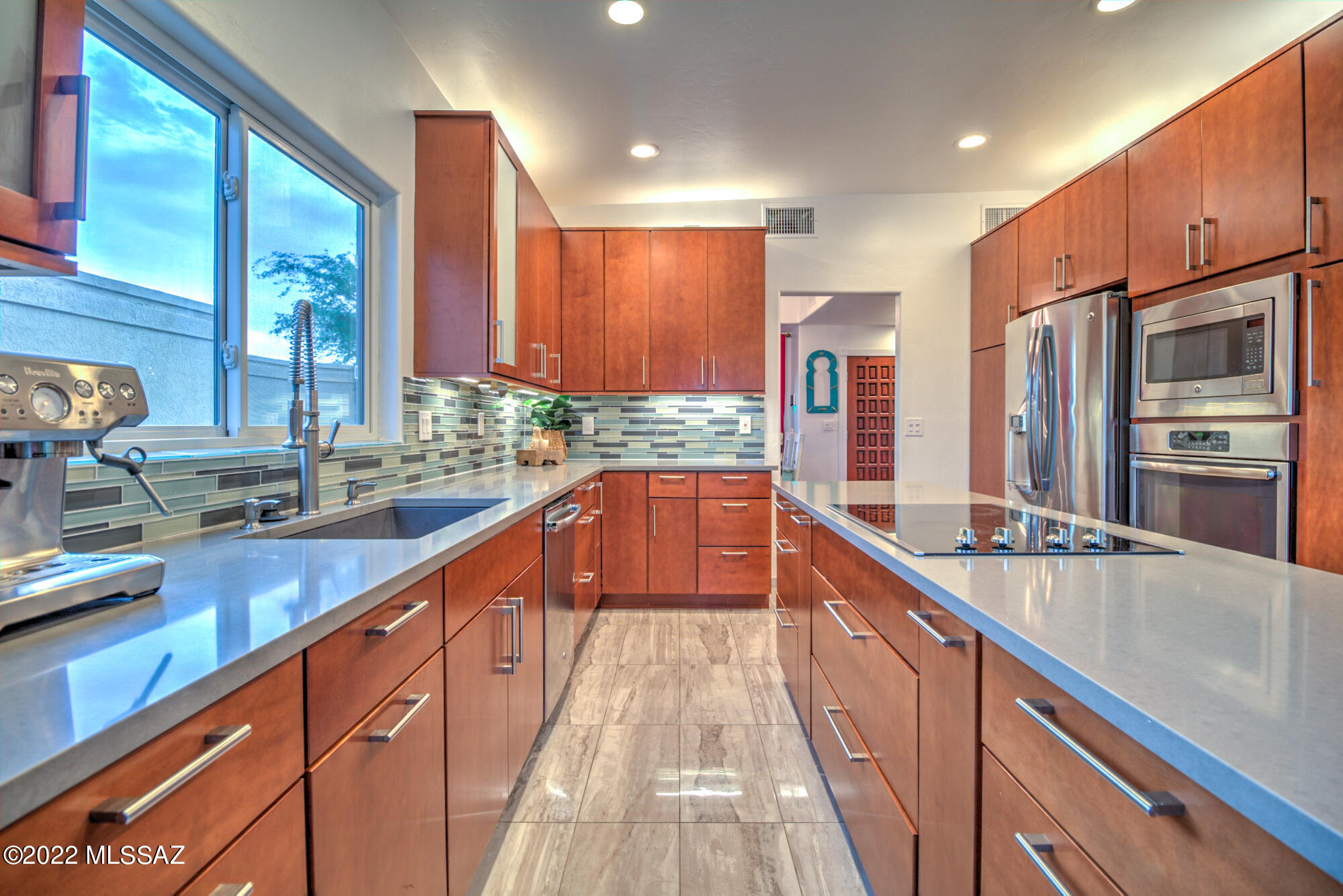 El Conquistador Resort Patio Homes (96-154) - Residential