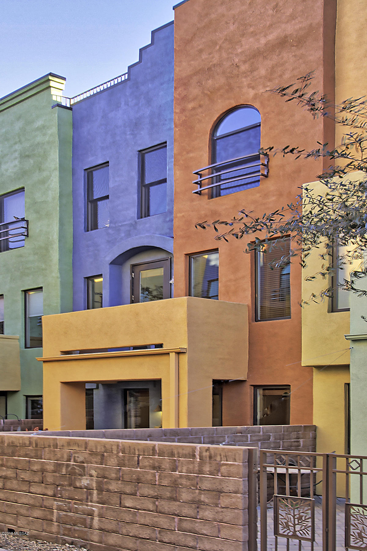River Walk (1-140) - Residential