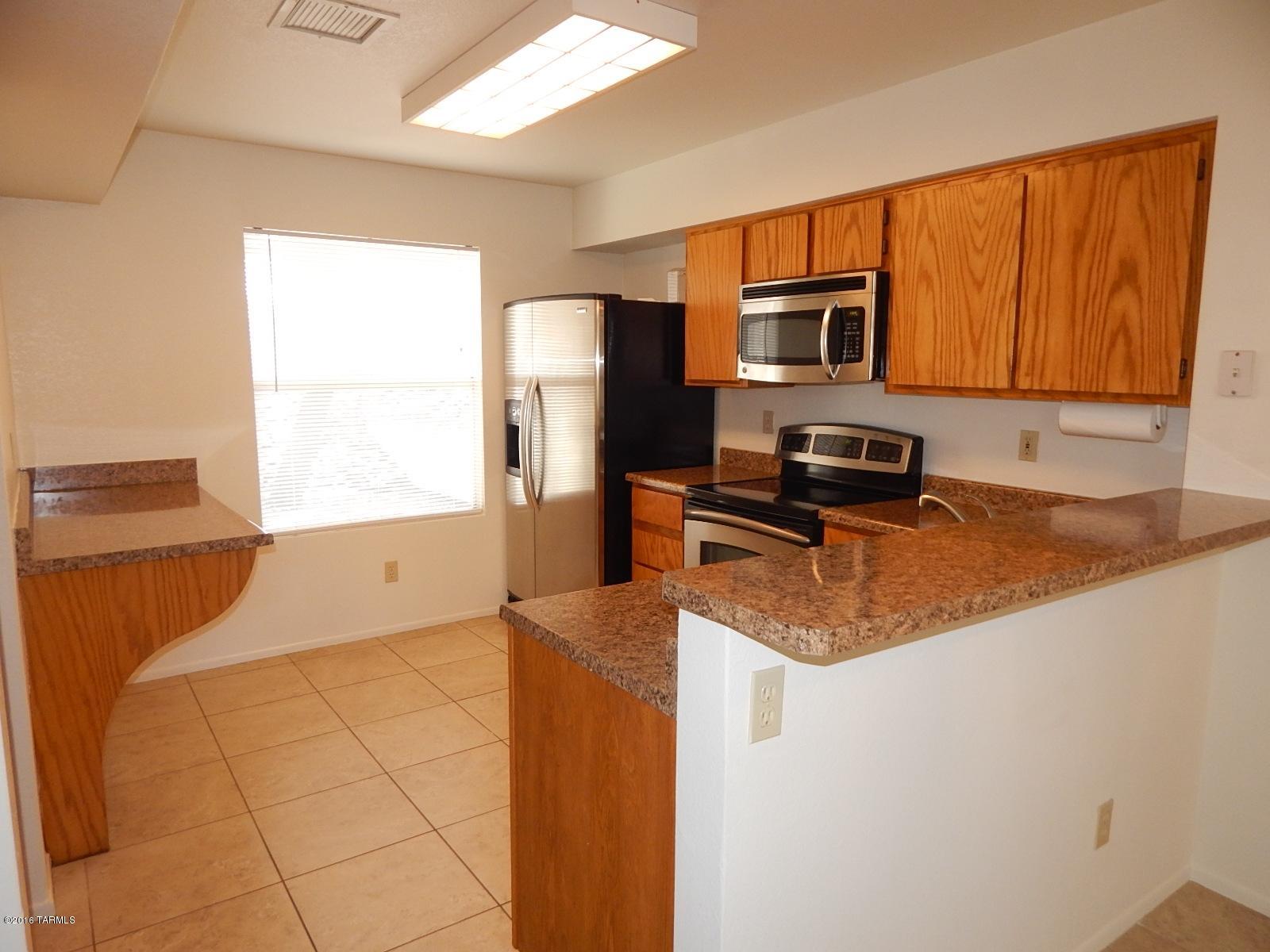 Saddlewood Heights (1-102) - Residential Lease