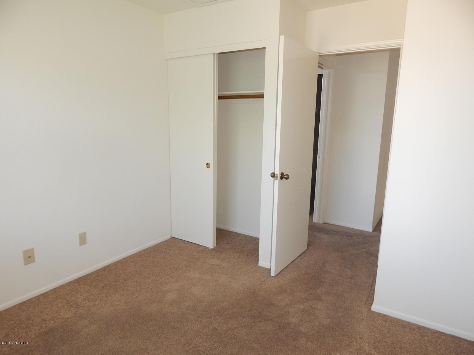 Saddlewood Heights (1-102) - Residential Lease