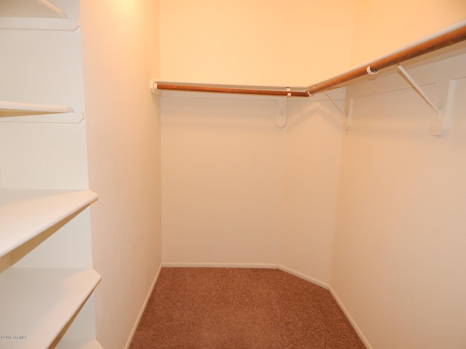 Saddlewood Heights (1-102) - Residential Lease