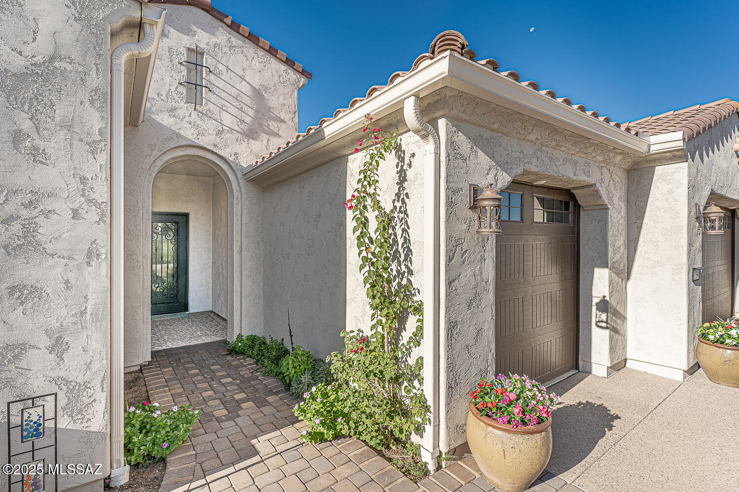 2230 E Thunder Bluff Drive