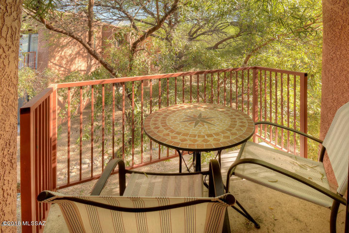 Ventana Vista Condominiums - Residential Lease