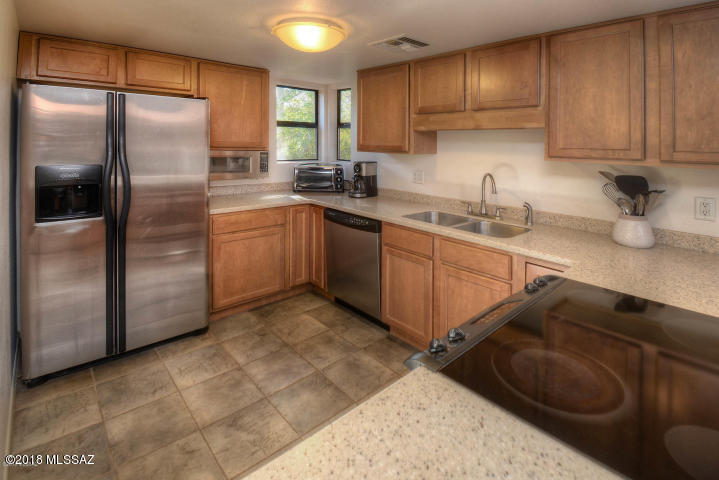 Ventana Vista Condominiums - Residential Lease