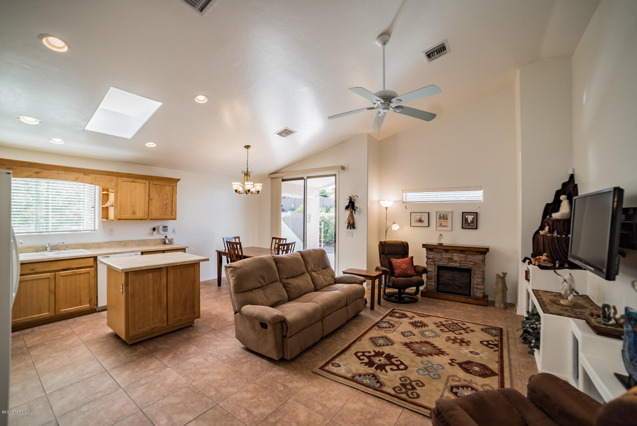 Colonia De Los Alamos - Desert Creek - Residential
