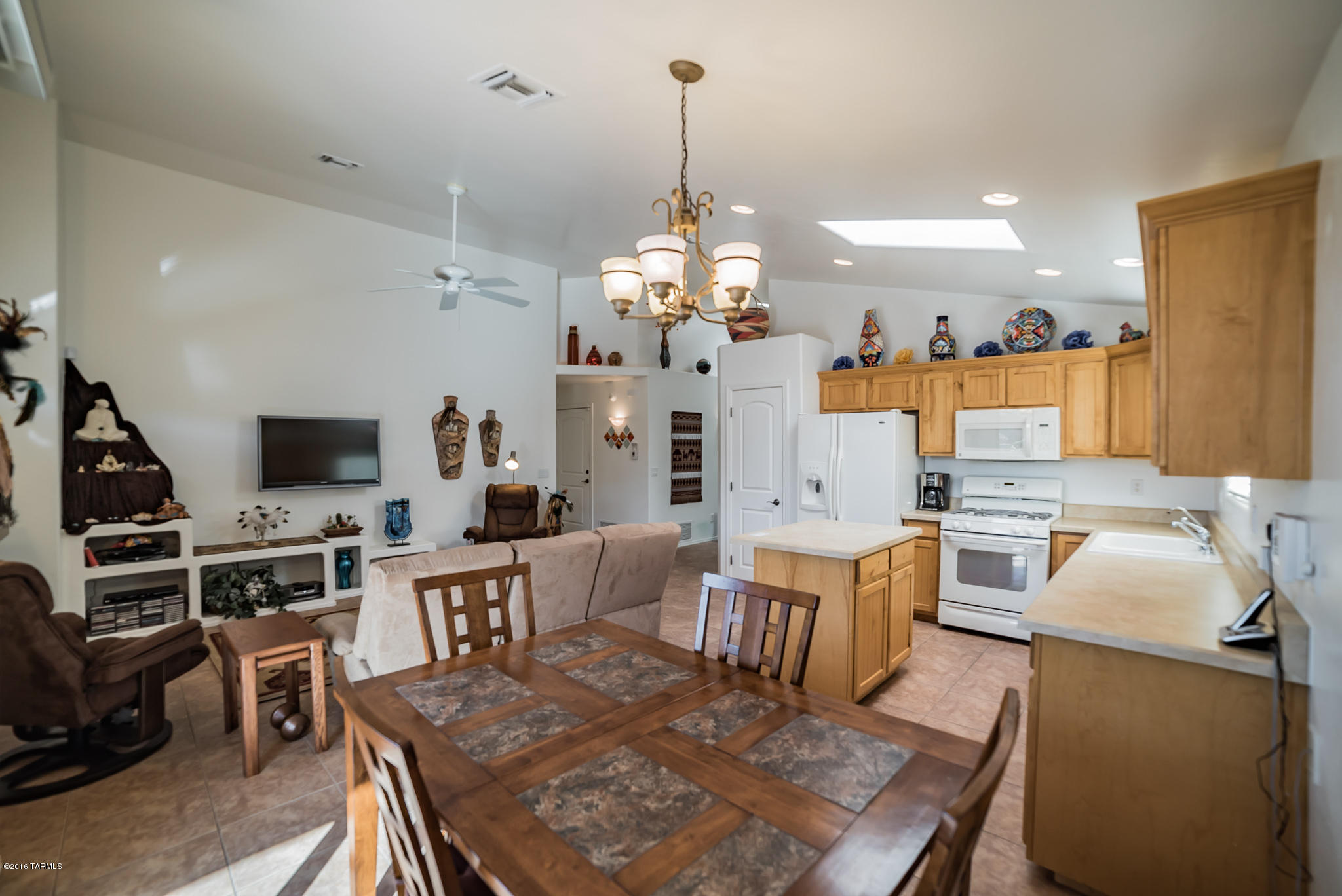 Colonia De Los Alamos - Desert Creek - Residential