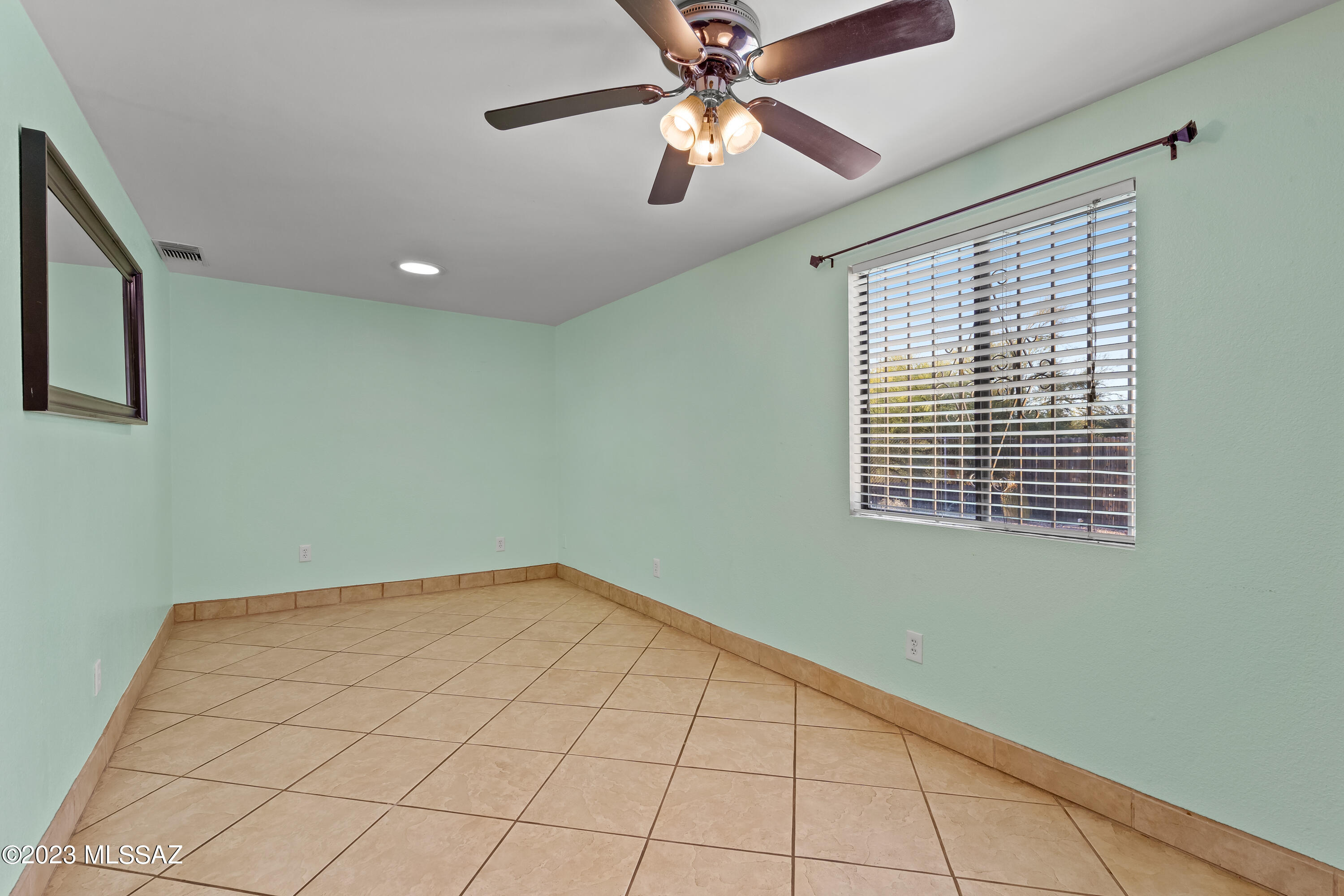 Chiquita Estates(1-53) - Residential