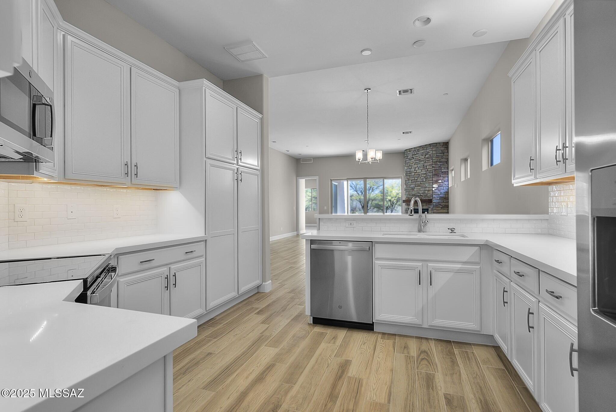 Barrio Sentinel Hill - Residential