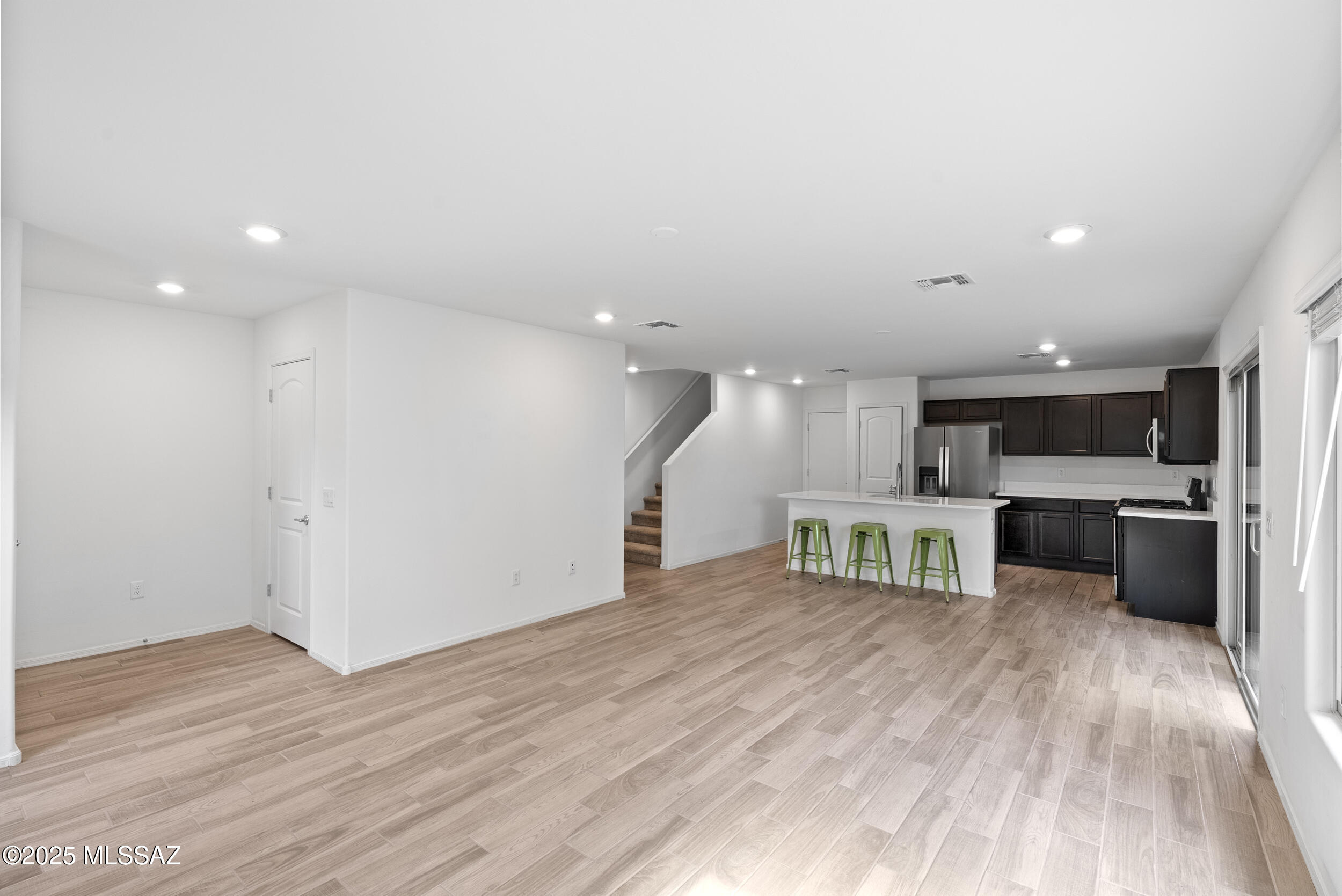 1008 E Descent Street