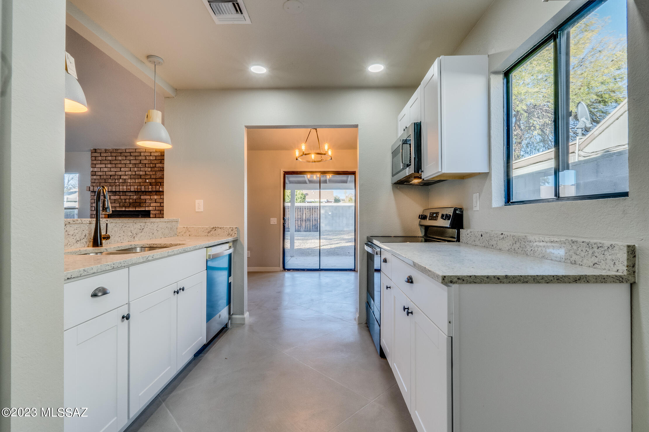 Saguaro Canyon (1-100) - Residential
