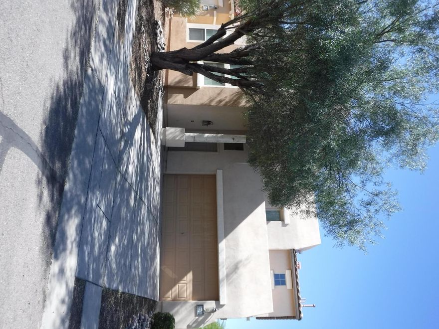 Fantastic Pulte Valencia floorplan features 3 bd, 3ba, den with Vaulted ceilings that highlight the great room entrance. Downstairs den easy to convert to 4th bedroom. Gas Stove, Refrigerator, Dishwasher, Washer & Dryer included. Low care landscaping, covered patio and neighborhood park nearby! A little TLC is all this one needs for you to call it your new HAPPY HOME!
